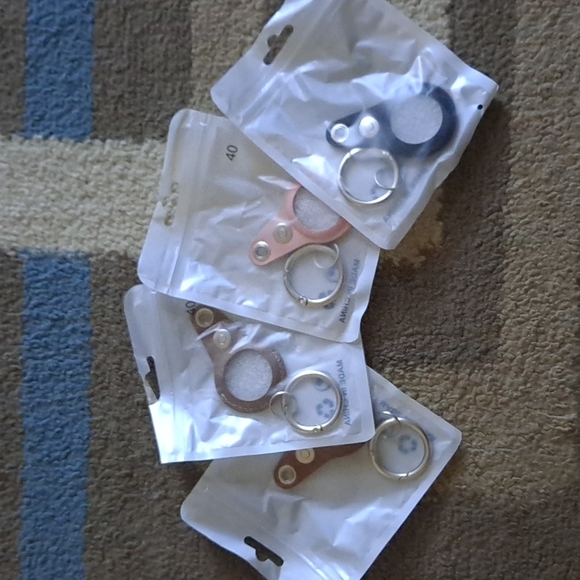 HAYUL Leather Case Compatible with Apple AirTag 2021 Item Finder with Keychain. - Picture 5 of 5